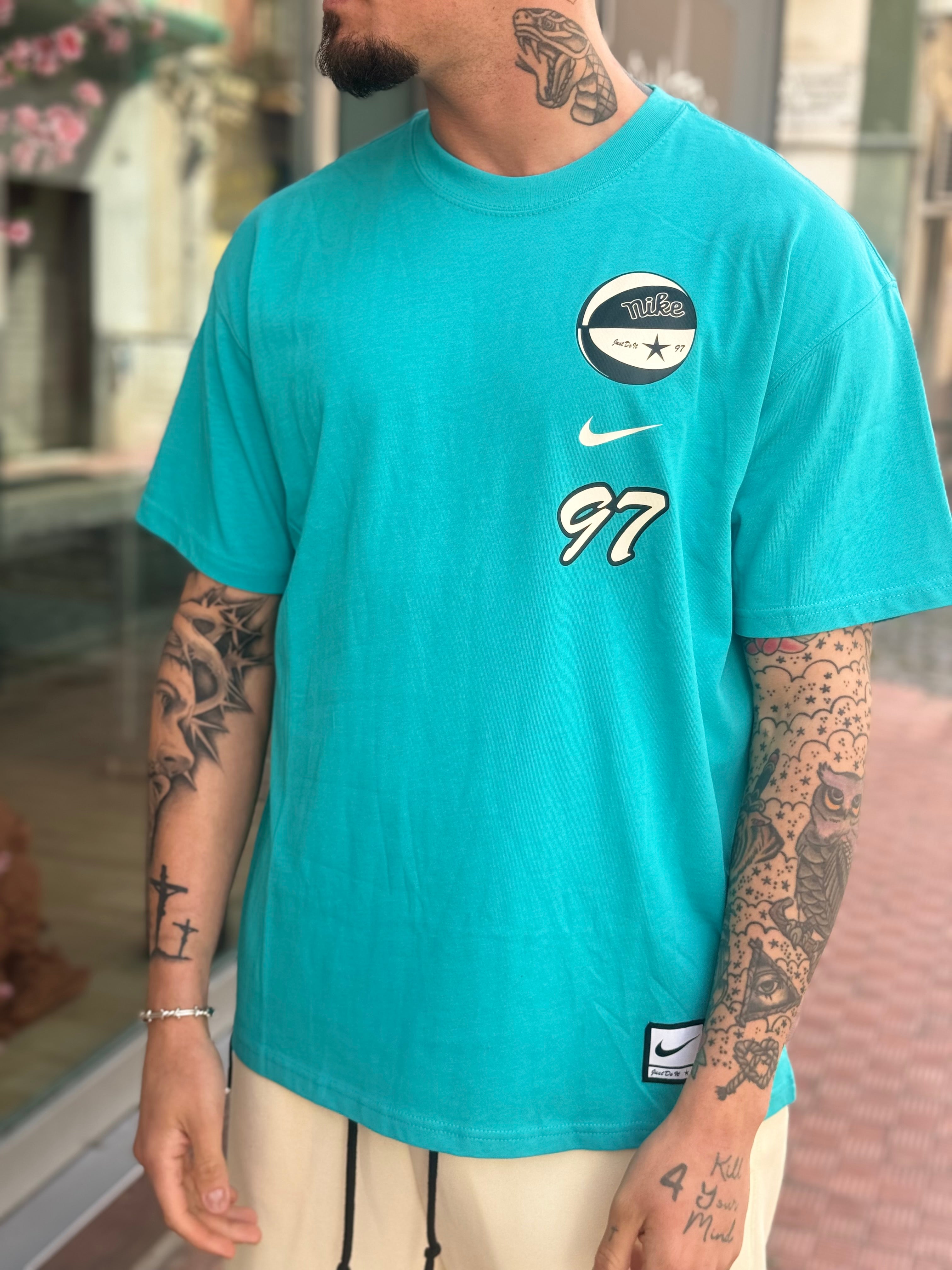T-SHIRT NIKE