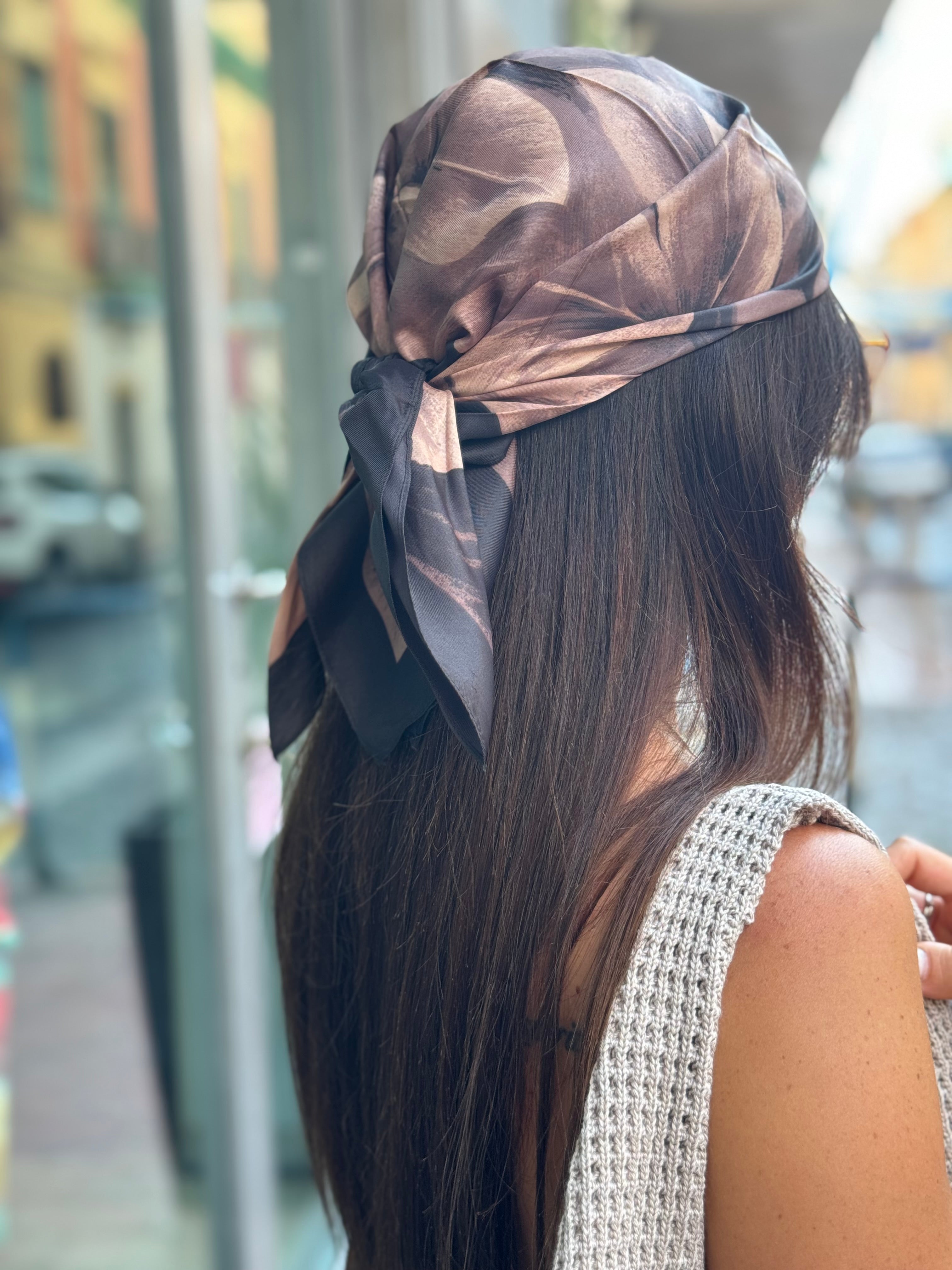 FOULARD