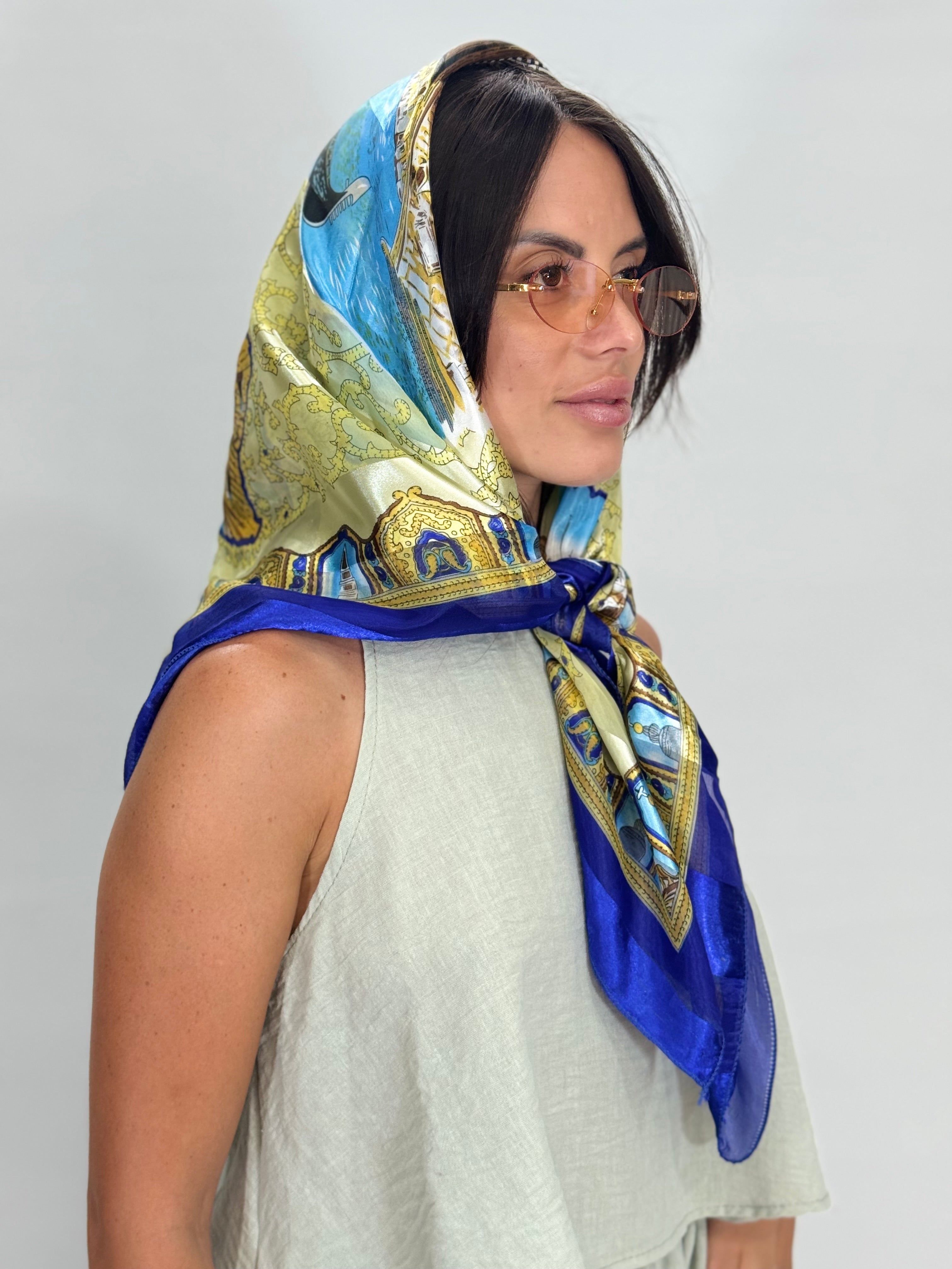 FOULARD