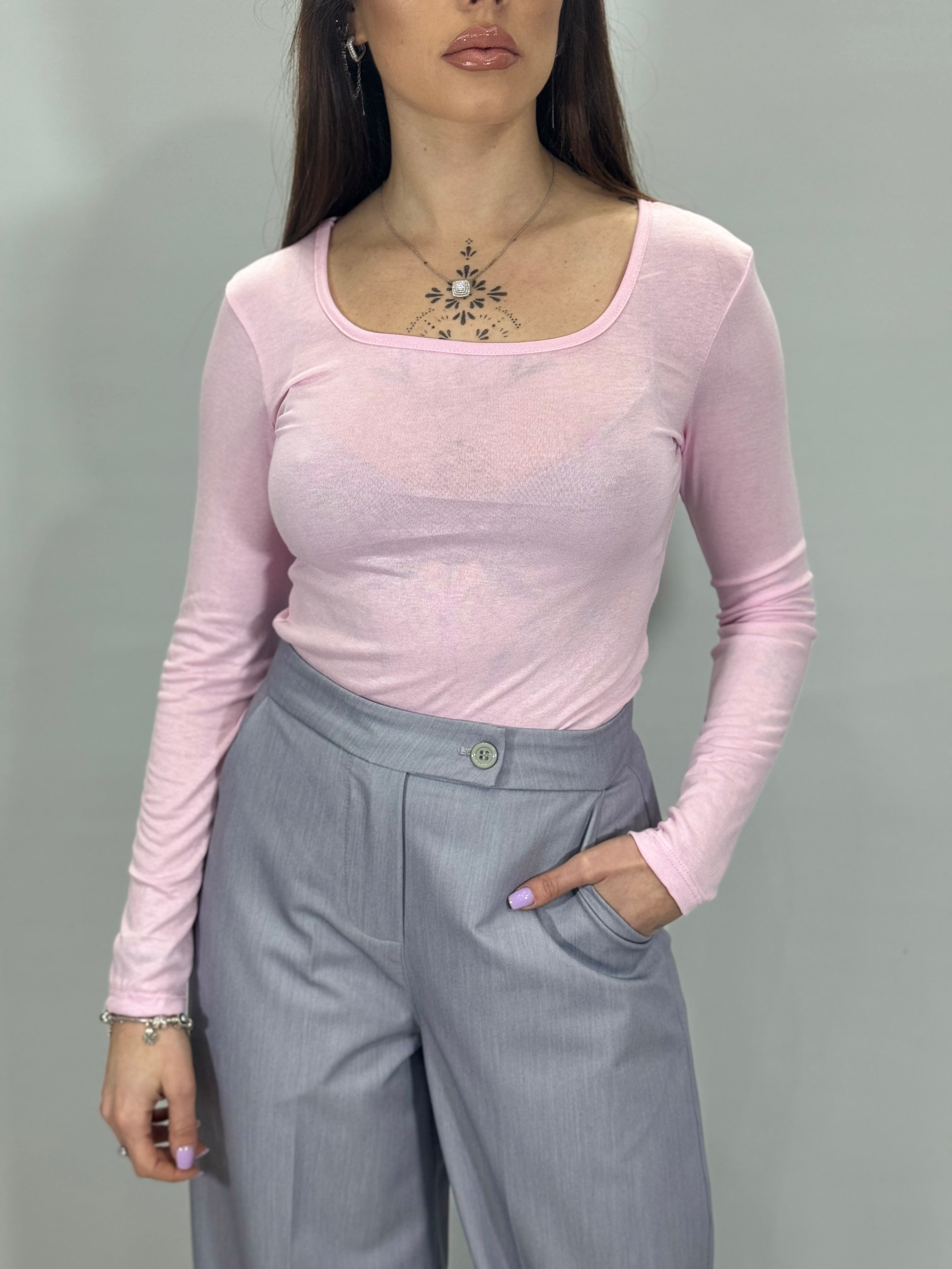 BODY VELATO CON SCOLLO A ‘U’