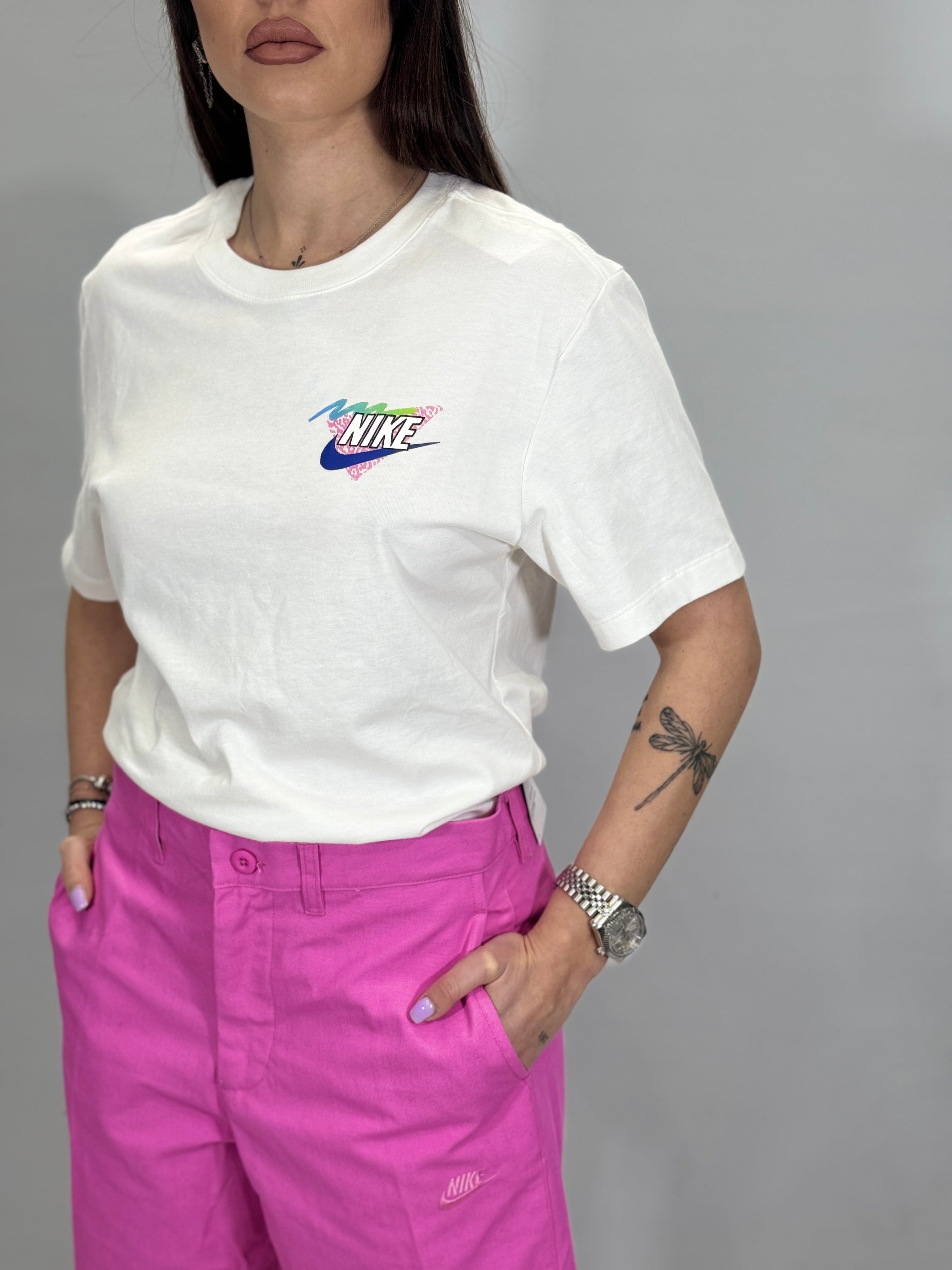 T-SHIRT NIKE