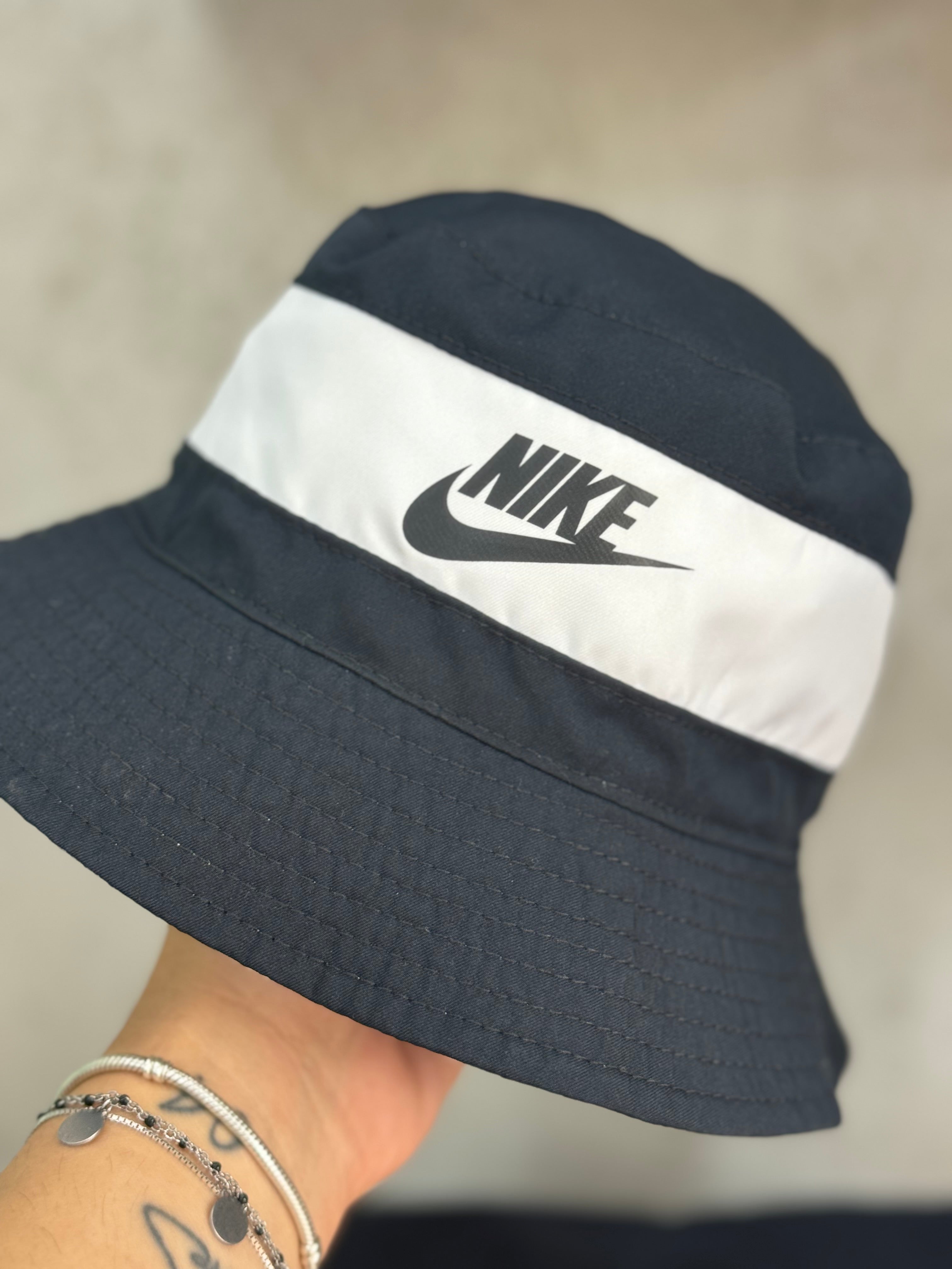 CAPPELLINO PESCATORE NIKE